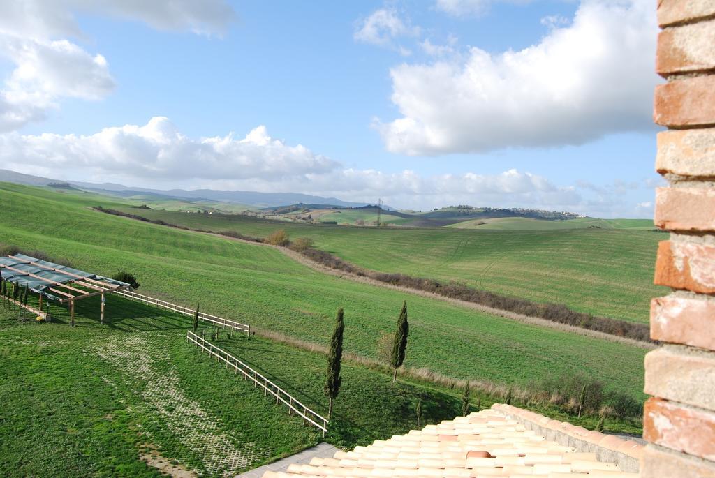 Agriturismo Ragoncino Lajatico Luaran gambar