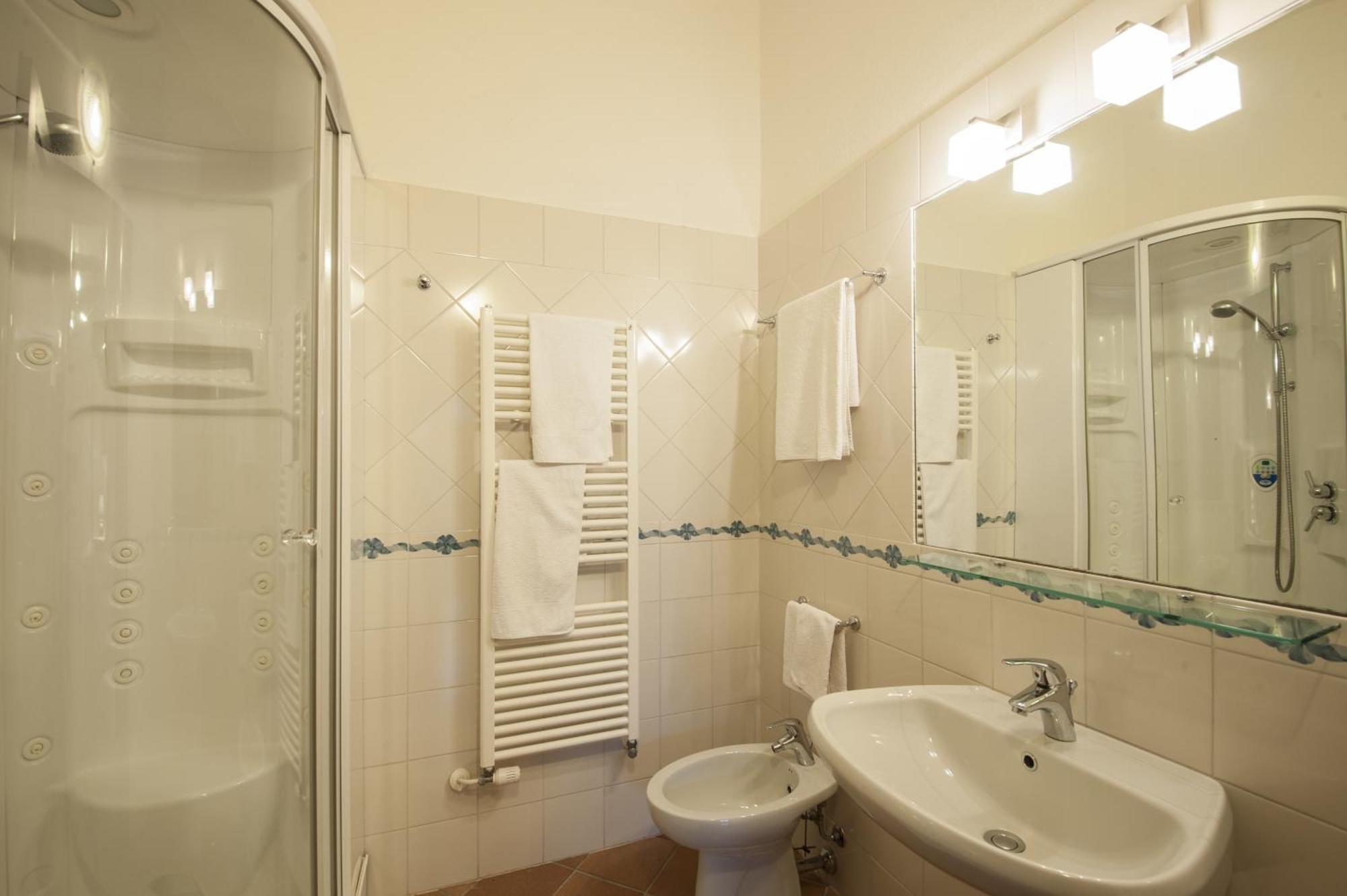 Agriturismo Ragoncino Lajatico Bilik gambar