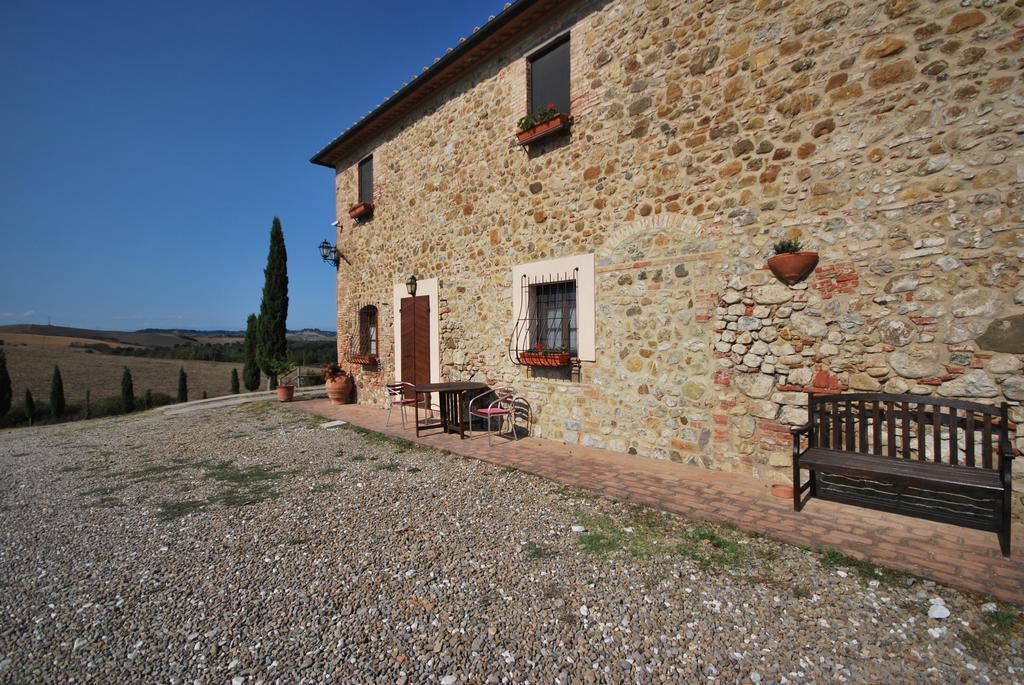 Agriturismo Ragoncino Lajatico Luaran gambar