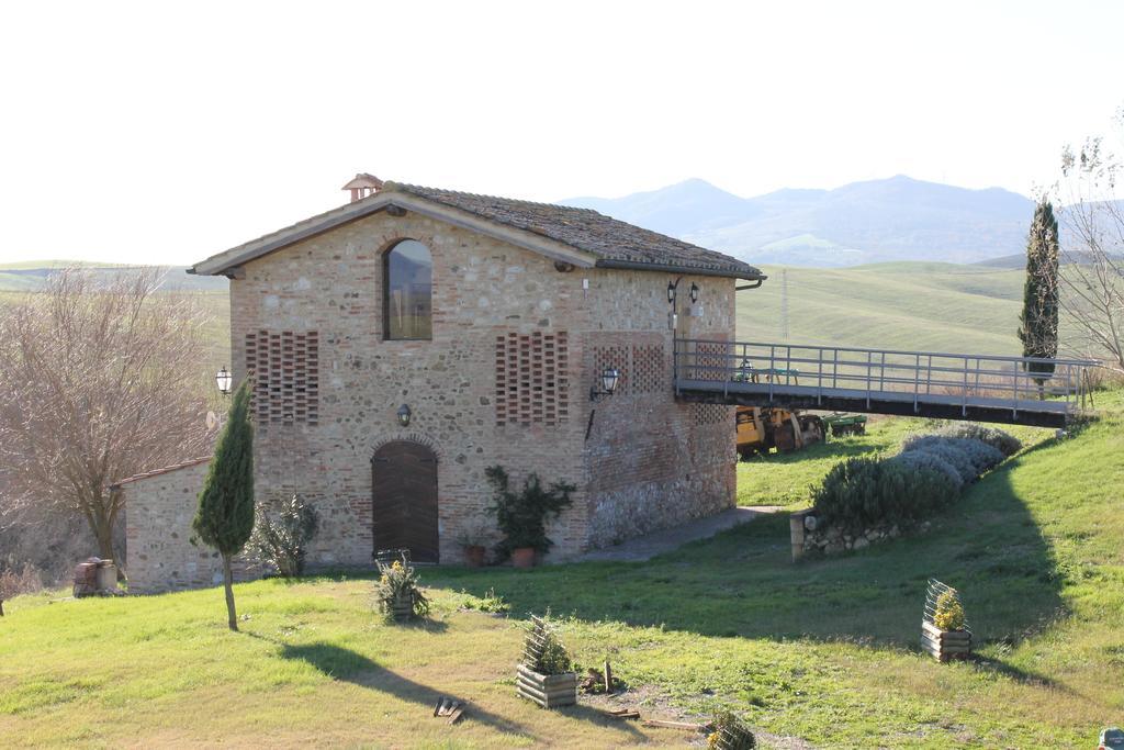 Agriturismo Ragoncino Lajatico Luaran gambar