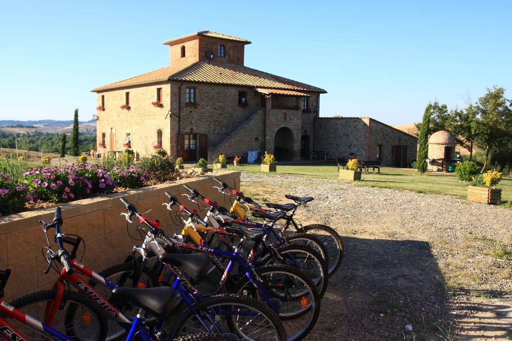 Agriturismo Ragoncino Lajatico Luaran gambar