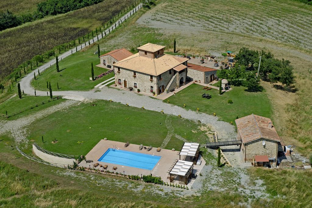 Agriturismo Ragoncino Lajatico Luaran gambar