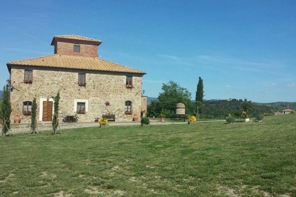 Agriturismo Ragoncino Lajatico Luaran gambar